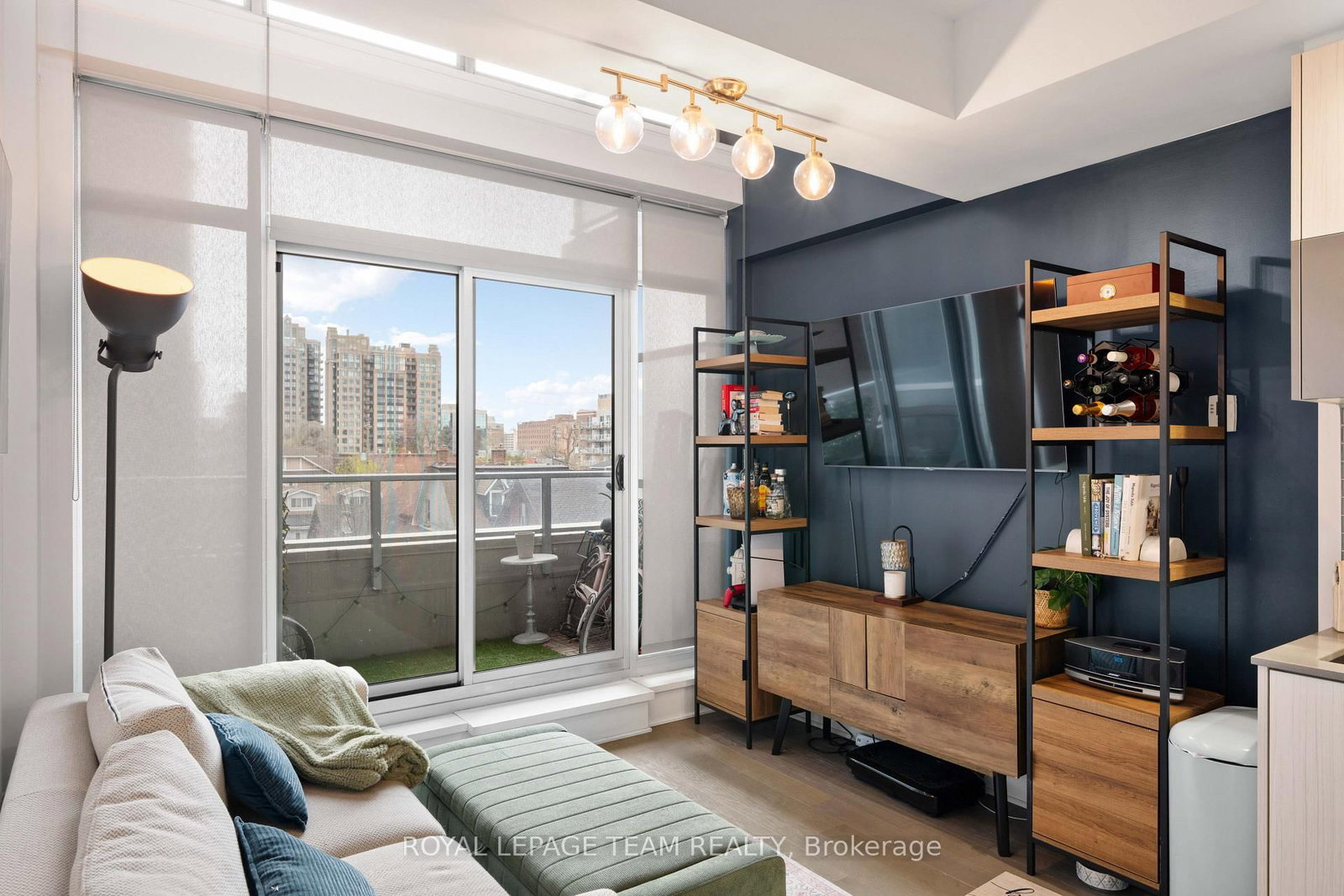 255 Bay Street N, Unit 409 - Photo 23