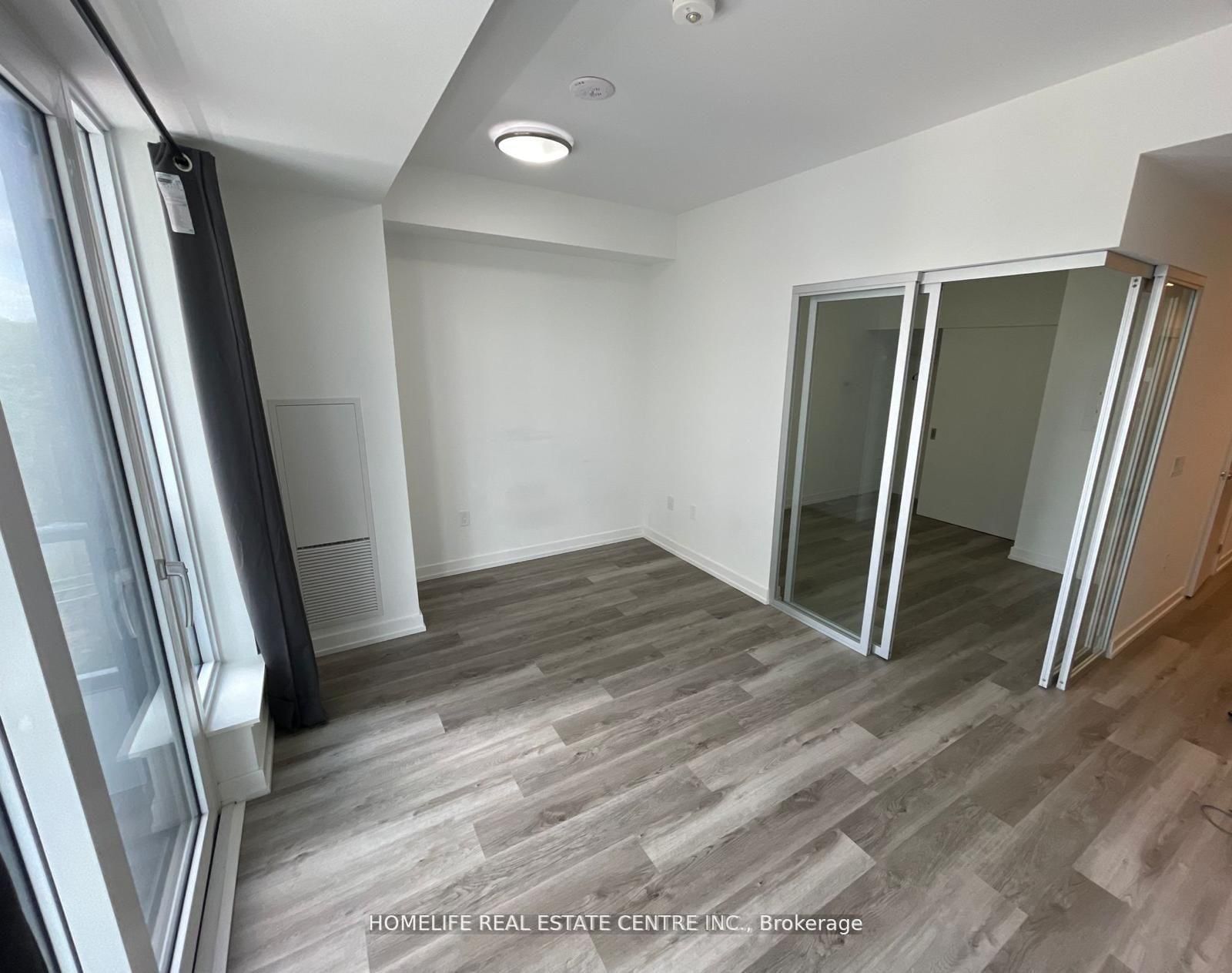 5 Wellington Street, Unit 605 - Photo 14