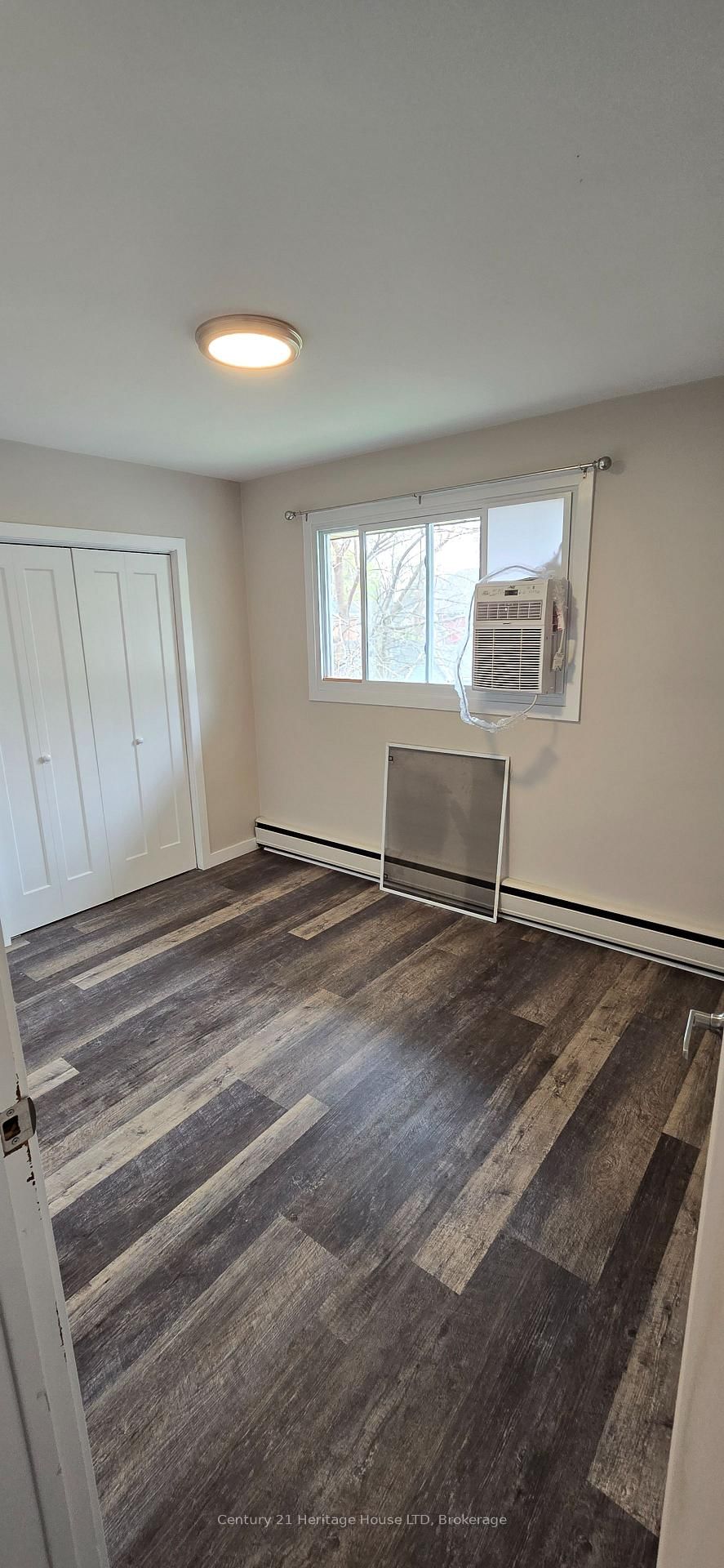 119 Louisa Street - Photo 10