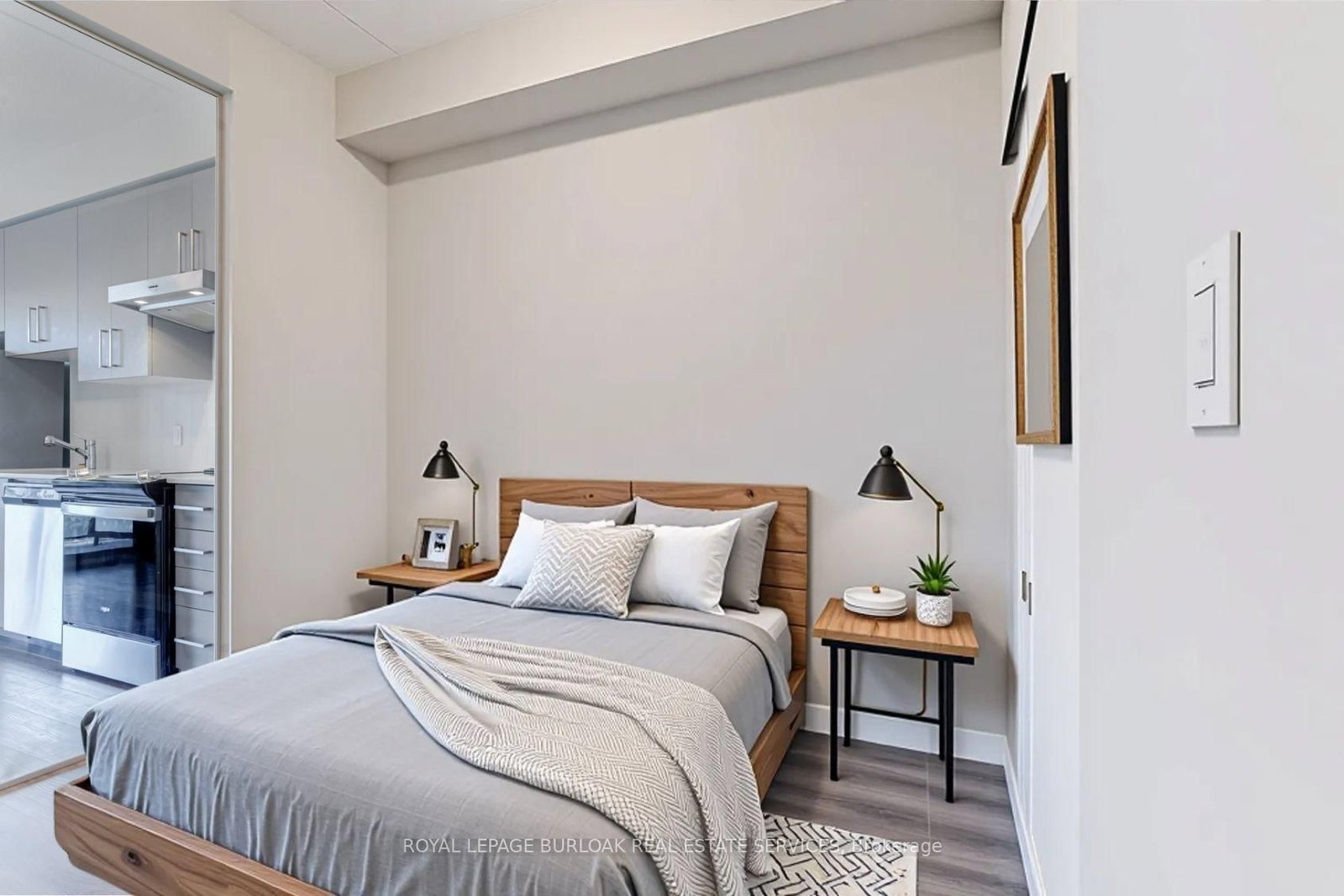 15 Queen Street S, Unit 1506 - Photo 8