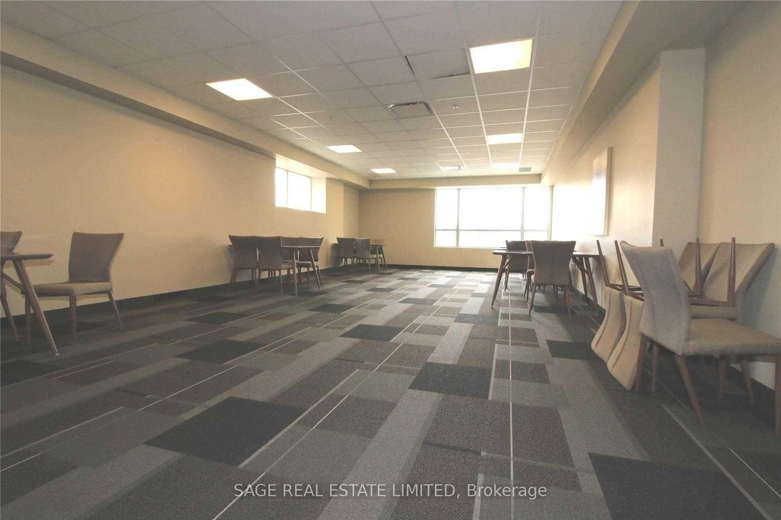 158 King Street N, Unit 2002 - Photo 13