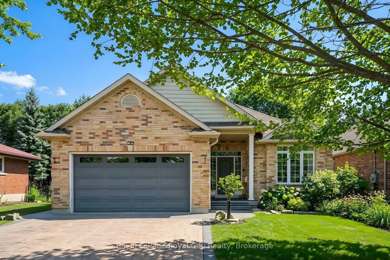 Detached House for sale at 60A Eastview Road, Guelph, Ontario, N1E 1Z6 - Grange Road - MLS: X13083910