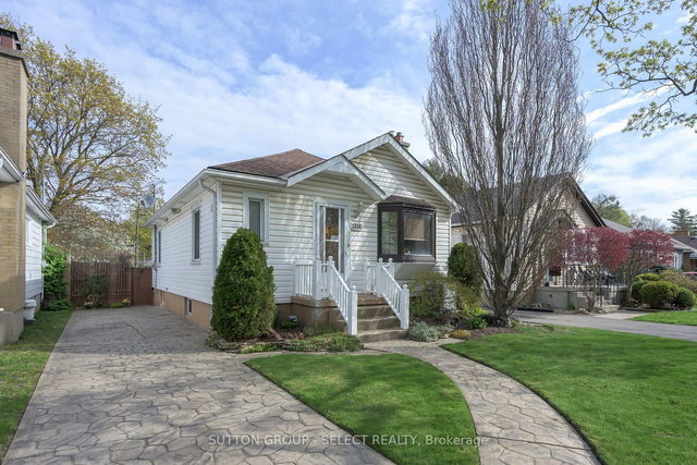 1316 Langmuir Avenue