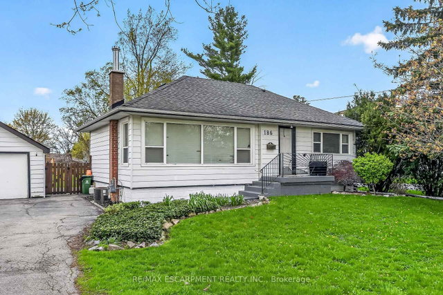 186 Seneca Avenue