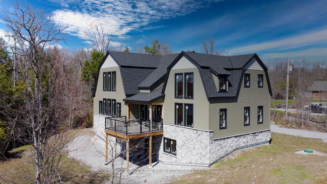 16 Evergreen Way