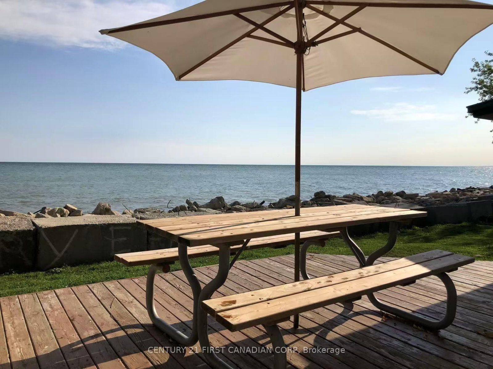 18008 Erie Shore Drive • Chatham-Kent, ON photo 11