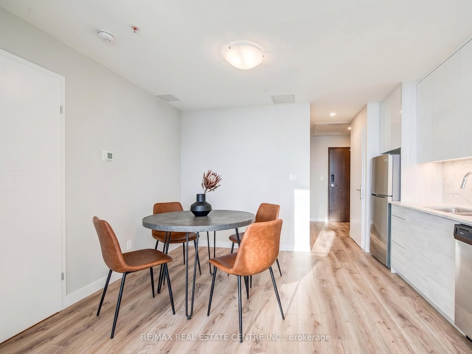 60 Frederick Street, Unit 2505 - Photo 4