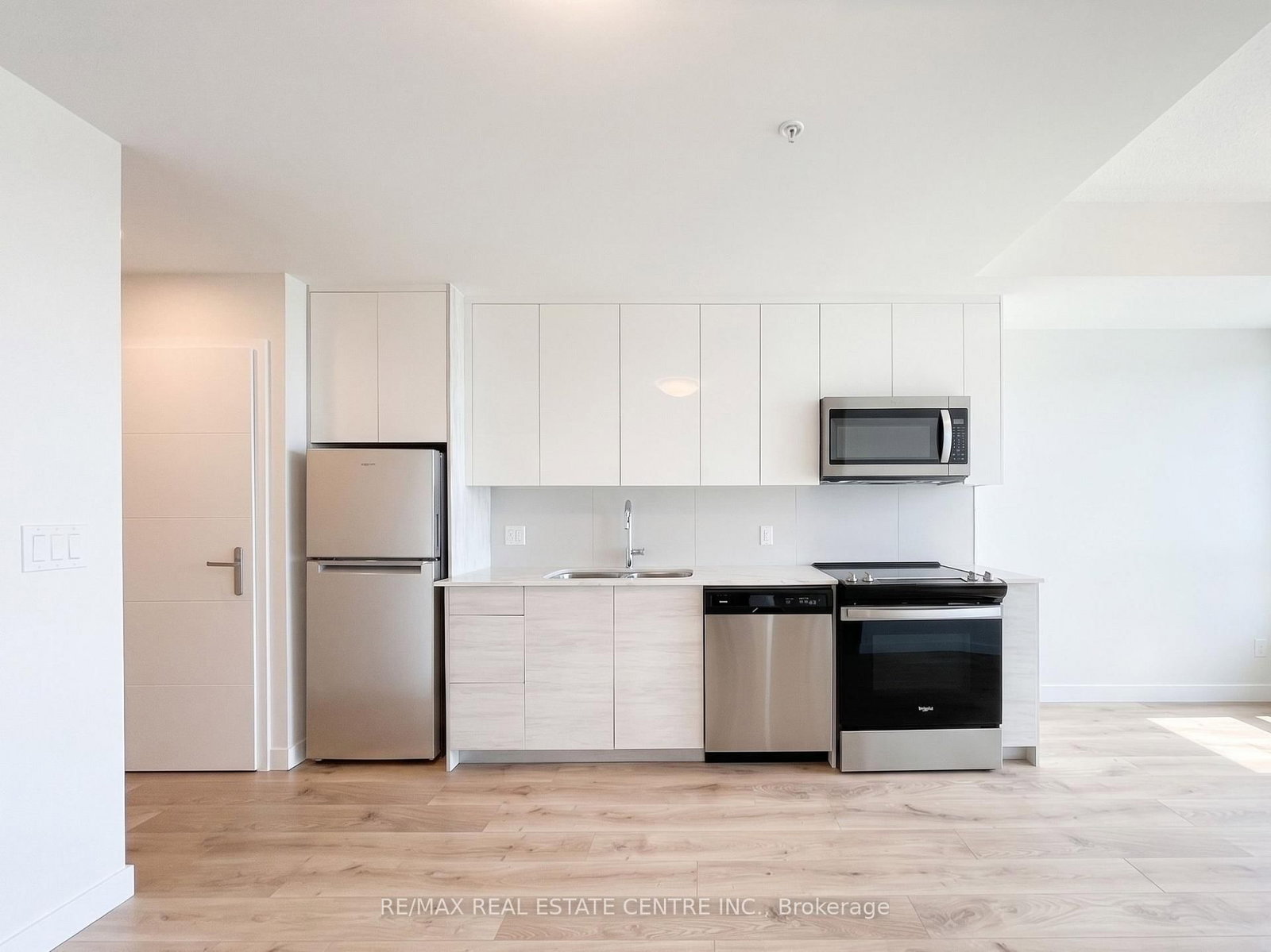 60 Frederick Street, Unit 2505 - Photo 7