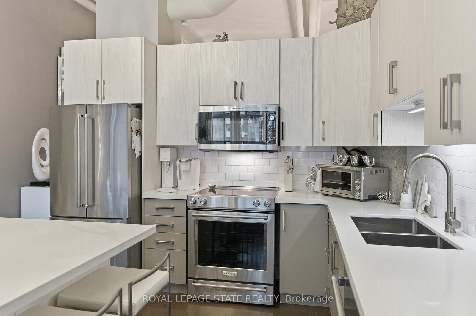 66 Bay Street S, Unit PH10 - Photo 15