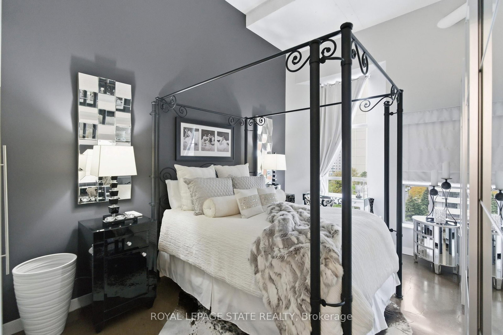 66 Bay Street S, Unit PH10 - Photo 24