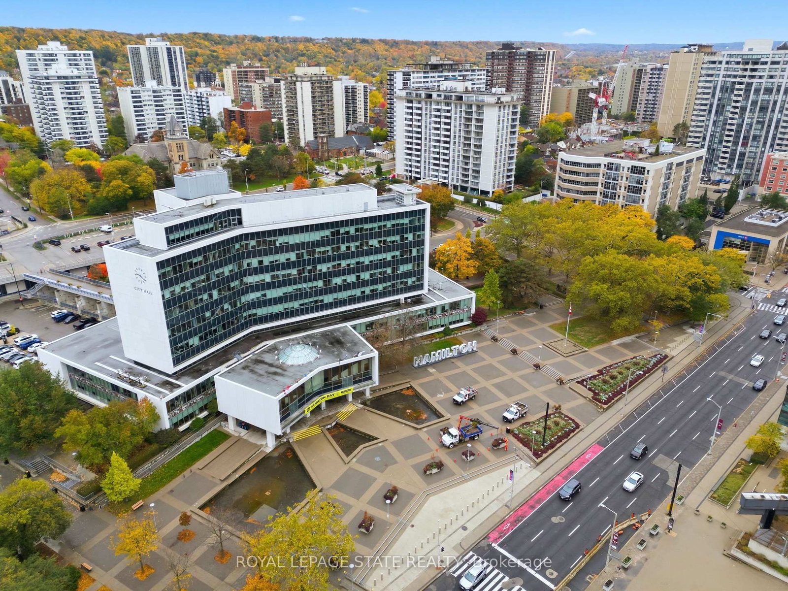 66 Bay Street S, Unit PH10 - Photo 38