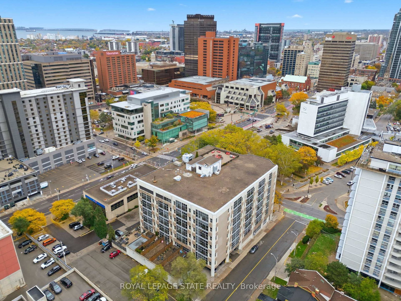 66 Bay Street S, Unit PH10 - Photo 40