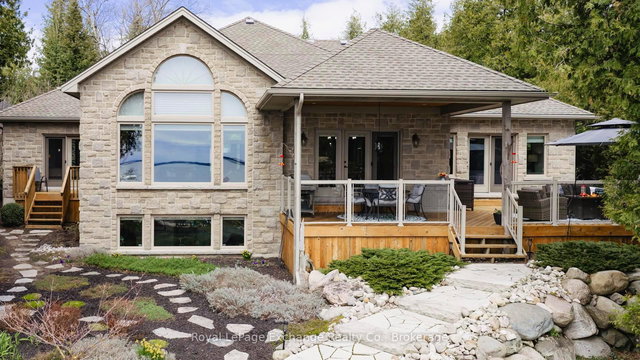 223 Upper Lorne Beach Road