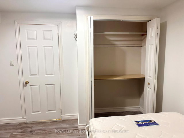 Lower - 194 Cedarbrae Avenue