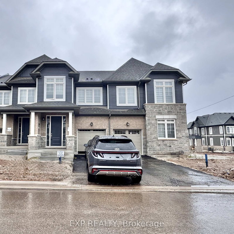 home for lease on 107 MCGILL Avenue