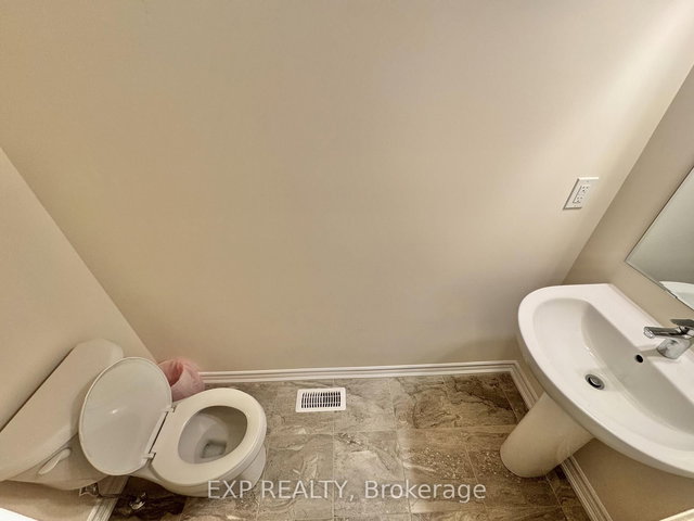 107 MCGILL Avenue