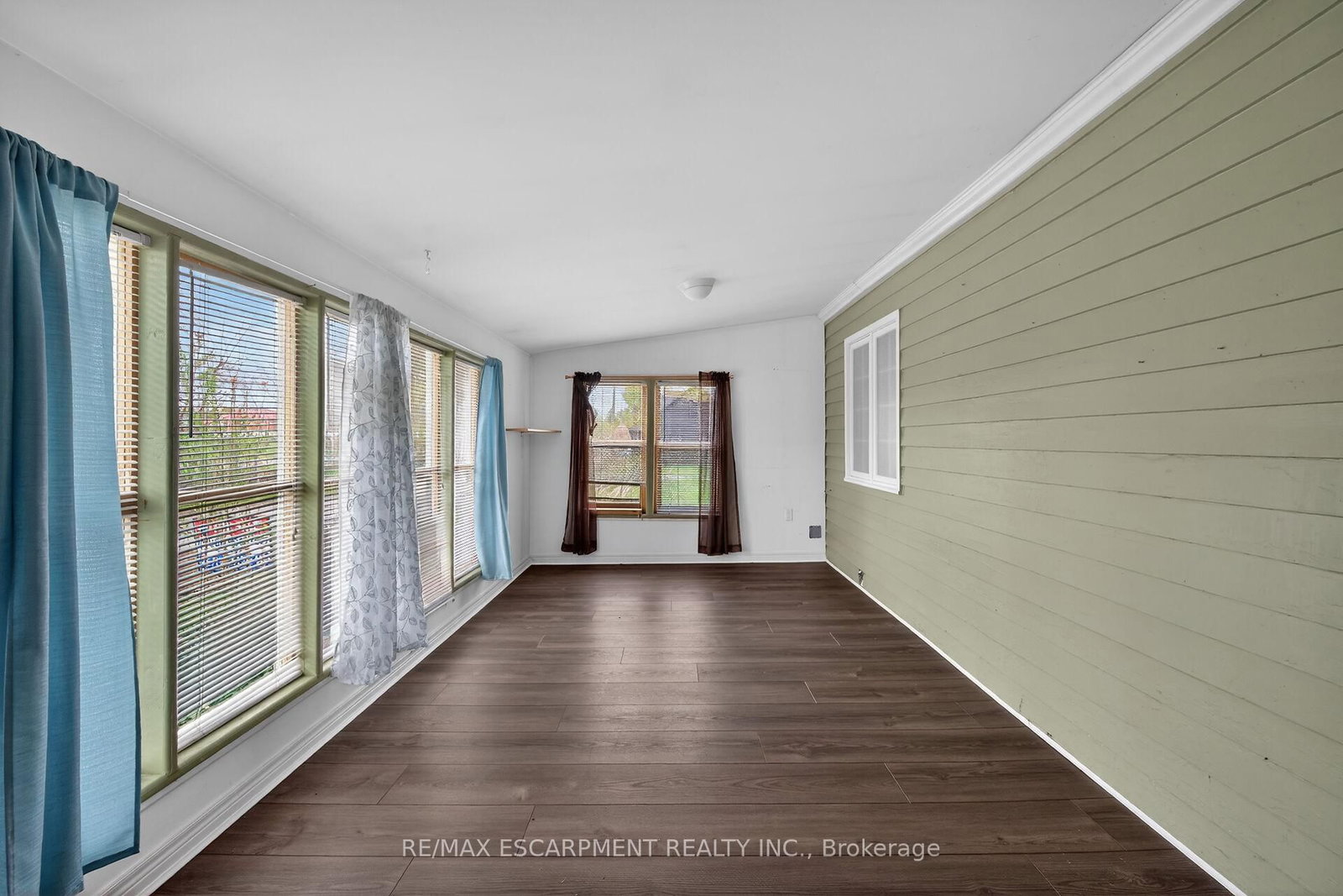 313 John Street • Norfolk, ON photo 14