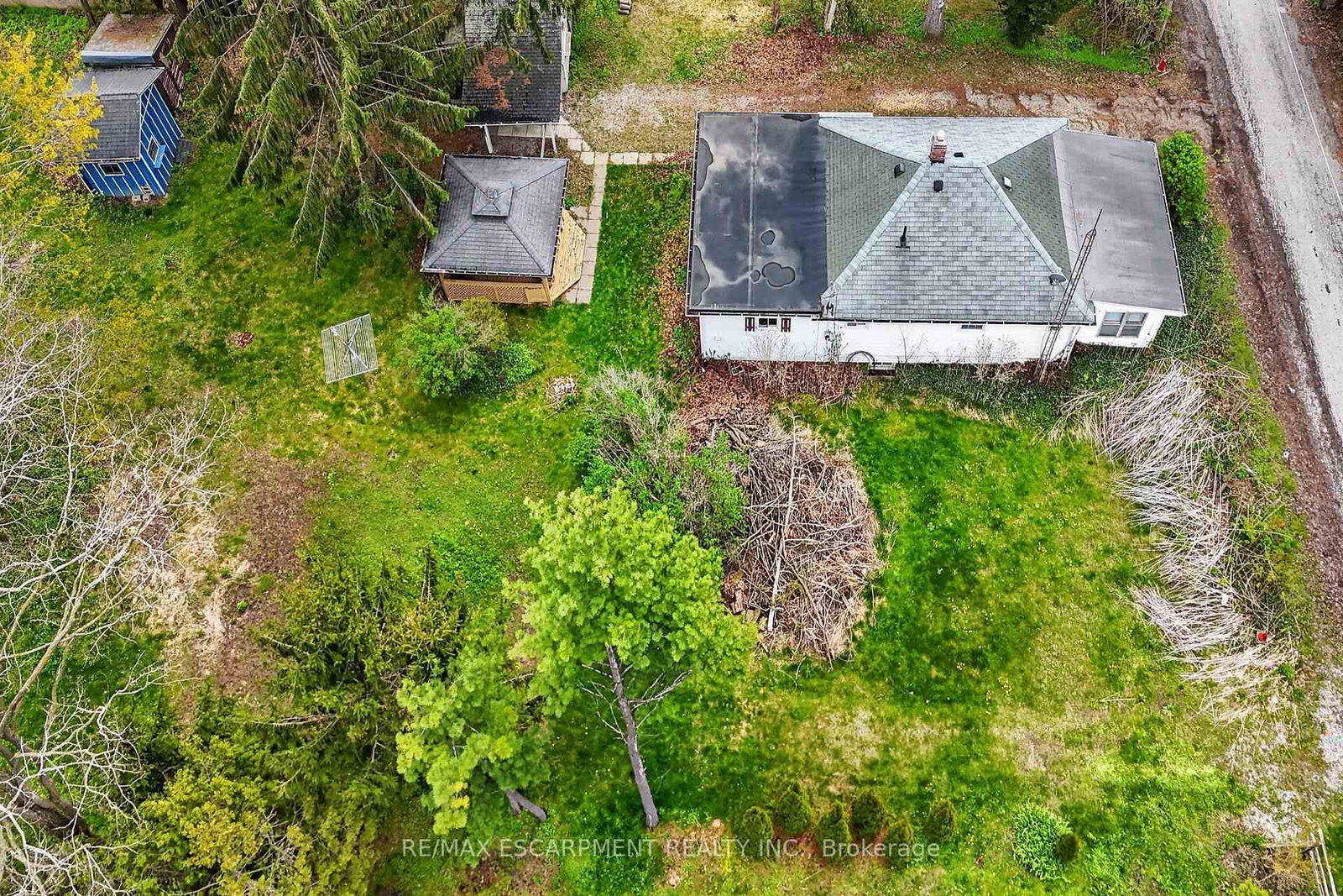 313 John Street • Norfolk, ON photo 42