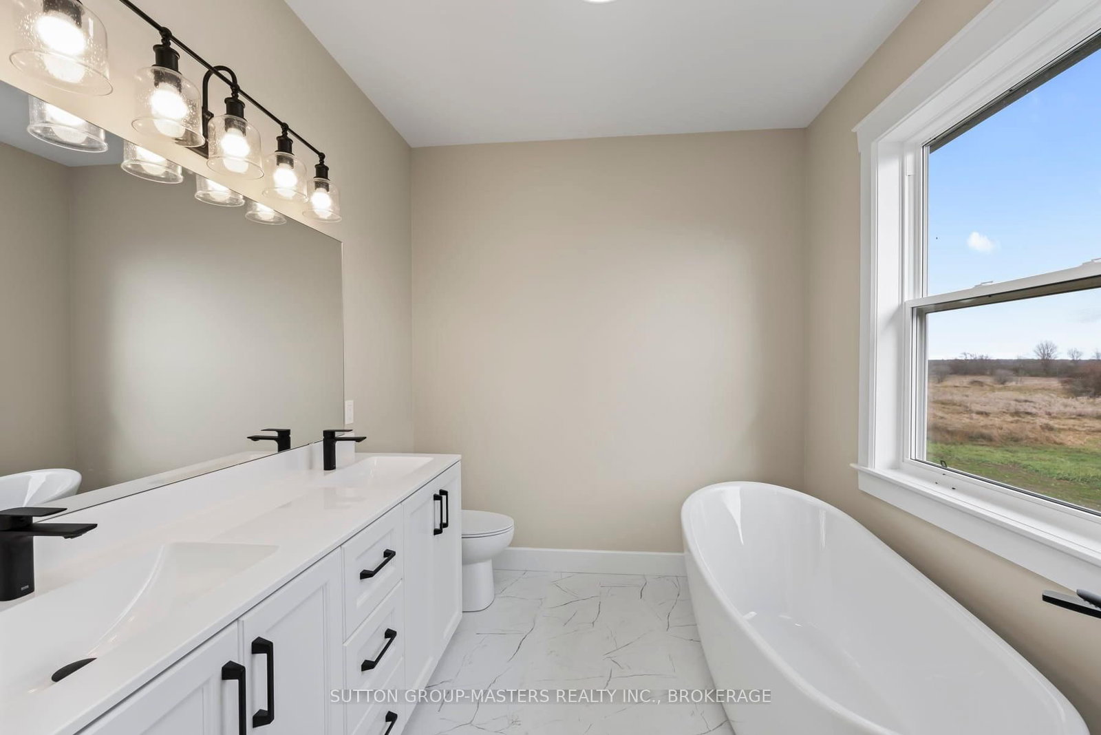 3893 W Round Lake Road • Inverary, ON photo 19