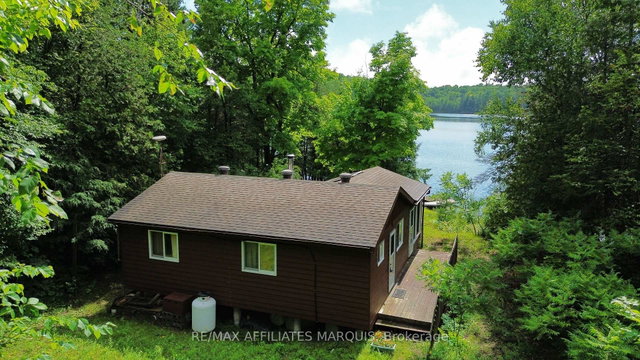 1015 Penyck Lake Lane