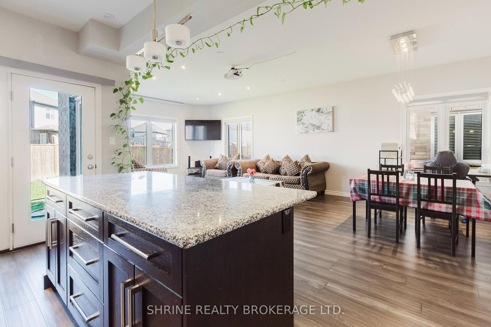 4369 Lismer Lane - Photo 11