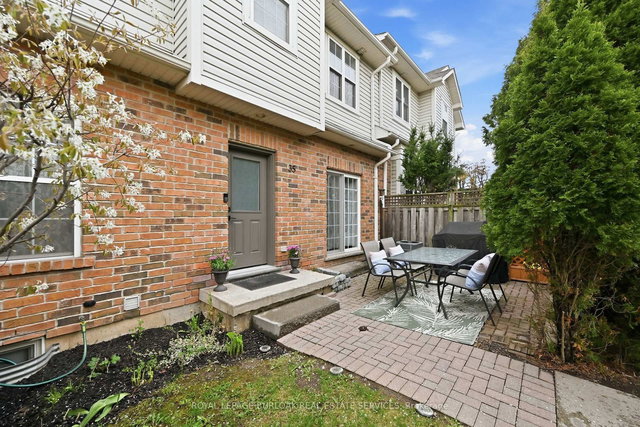 35 - 1085 Harrogate Drive