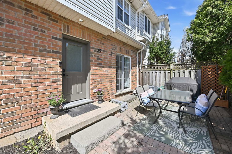 35 - 1085 Harrogate Dr, Hamilton, L9K 1R2 | Image 3