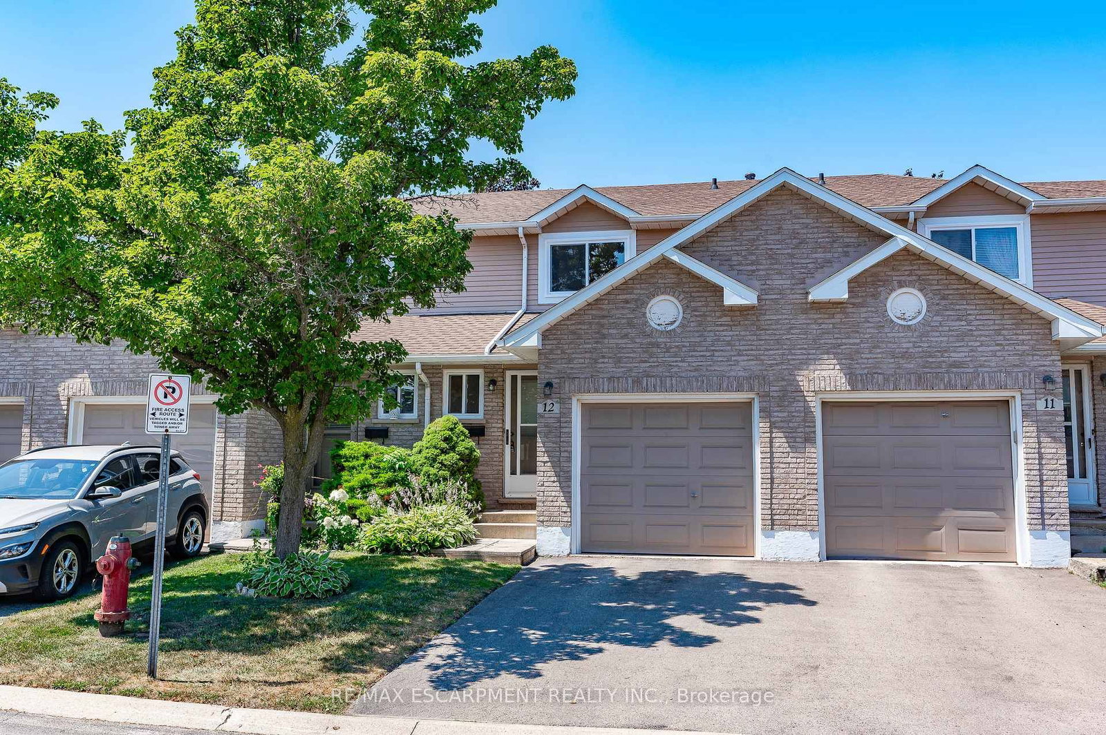 Townhouse for sale at 12-610 Barton Street, Hamilton, Ontario, L8E 5V2 - Stoney Creek - MLS: X13085216