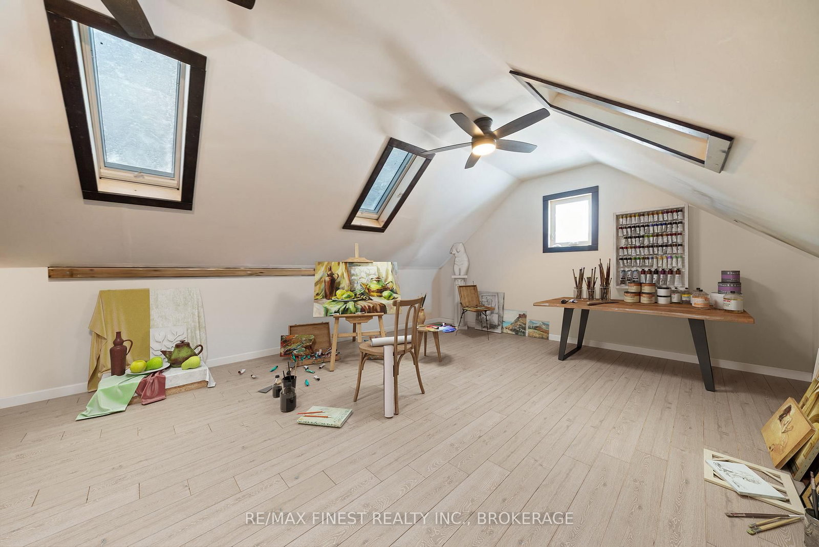 21 Centre Street • Prince Edward County, ON photo 34
