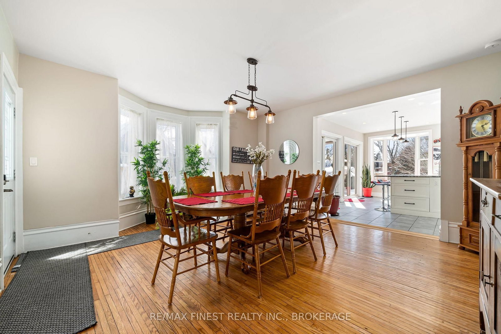 21 Centre Street • Prince Edward County, ON photo 8