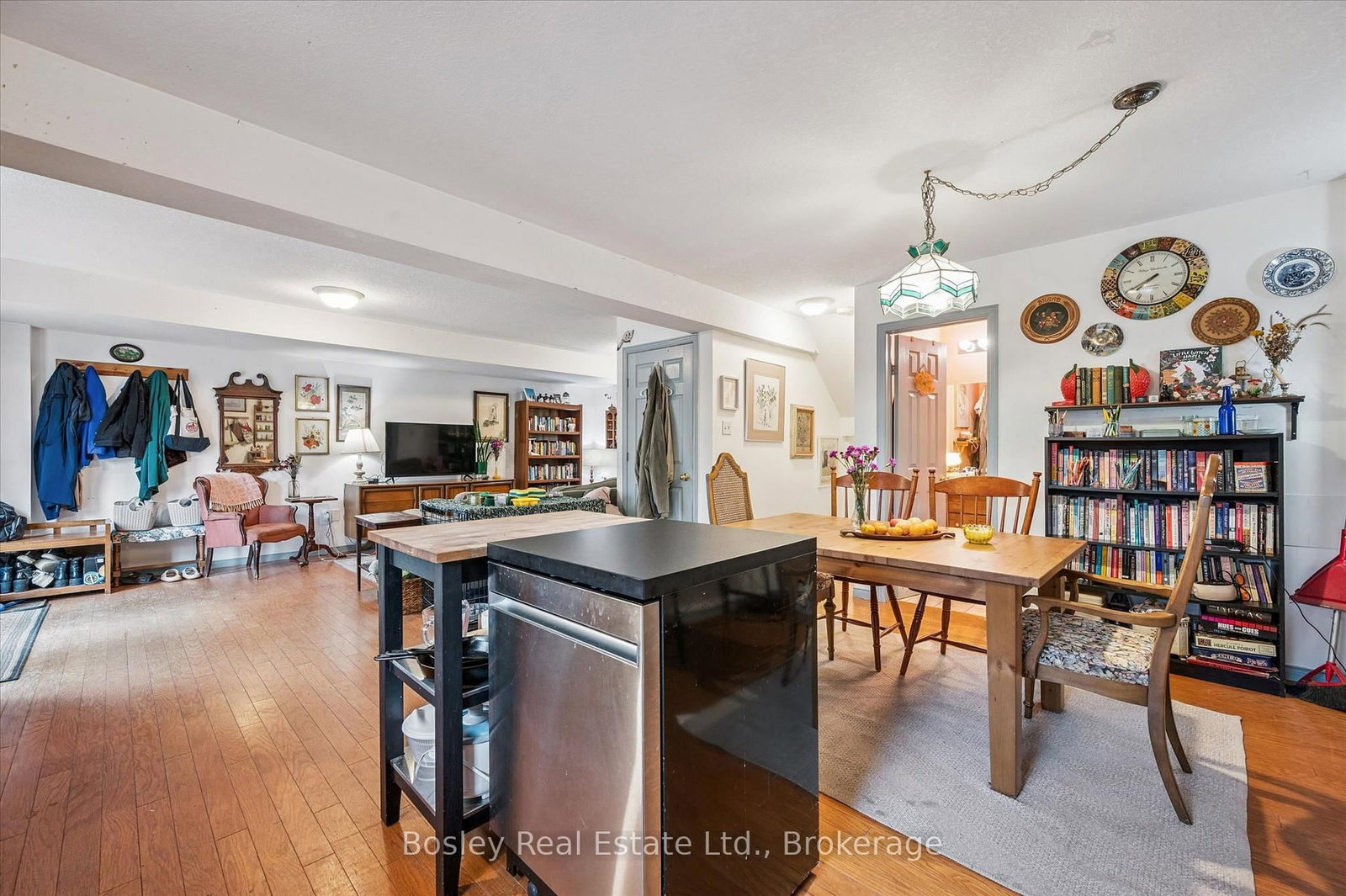 4 Hayward Crescent - Photo 24