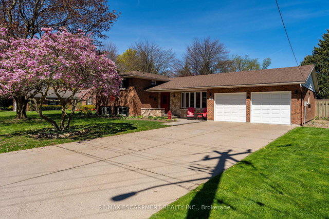 105 DALEVIEW Drive