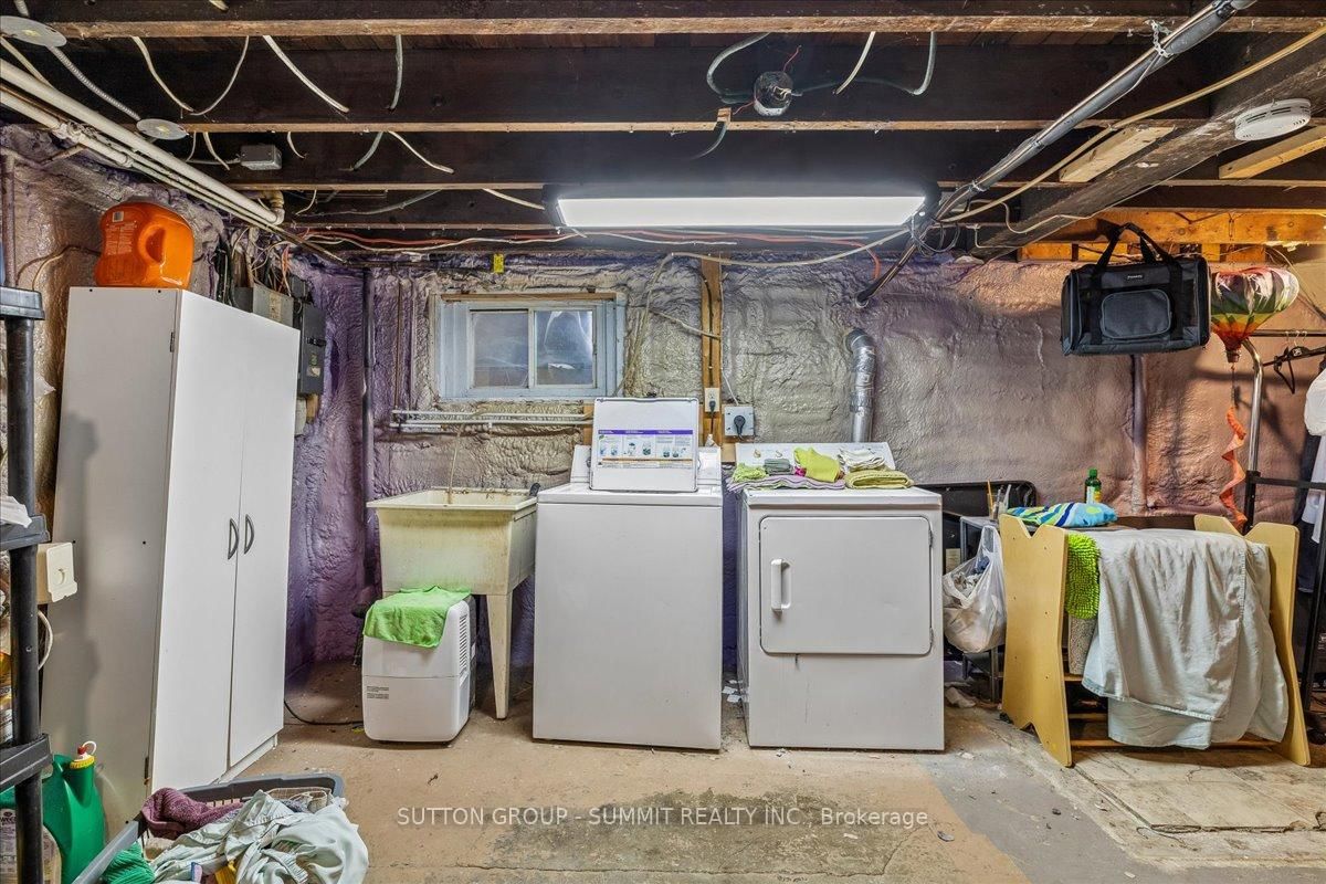 155 1/2 Lake Street • St. Catharines, ON photo 32