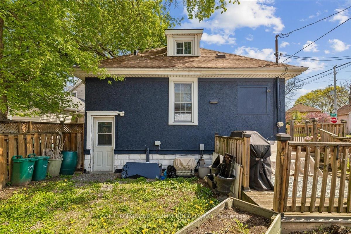 155 1/2 Lake Street • St. Catharines, ON photo 33