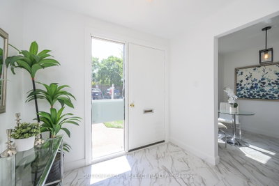 522 CRANBROOK Road — photo 3