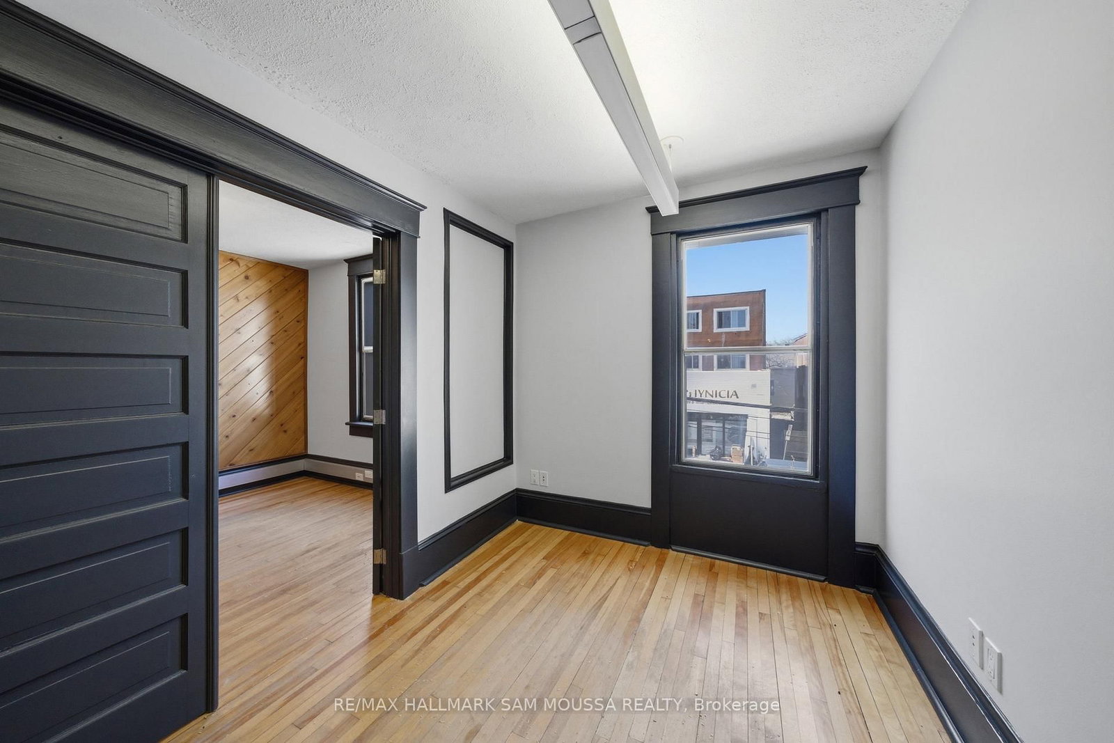 79 Hinton Avenue N - Photo 20