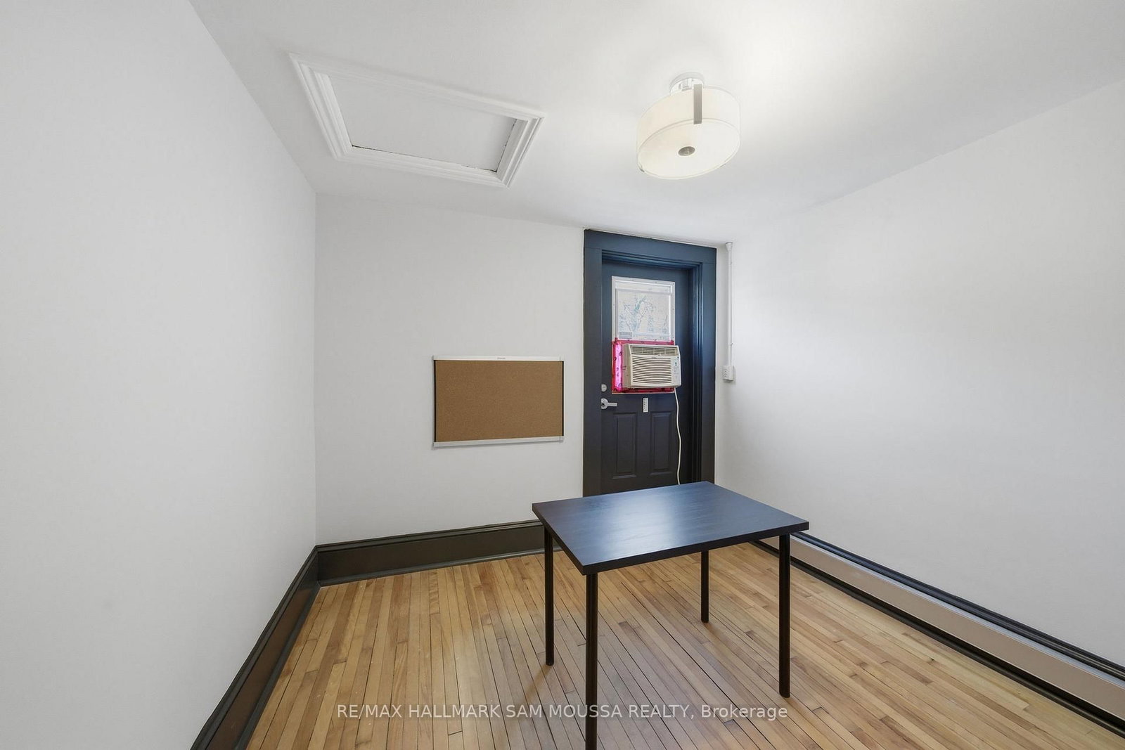 79 Hinton Avenue N - Photo 28