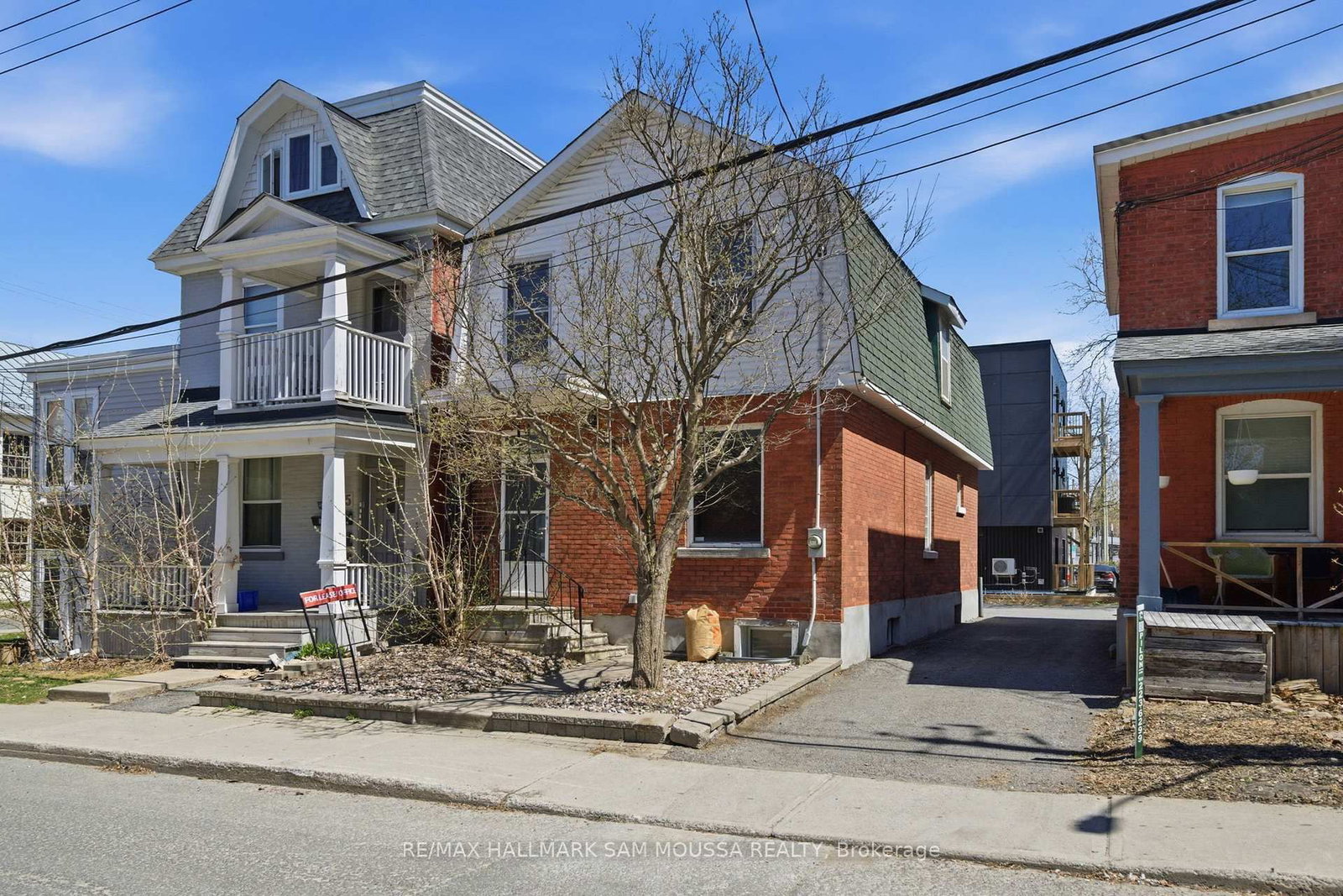 79 Hinton Avenue N - Photo 3