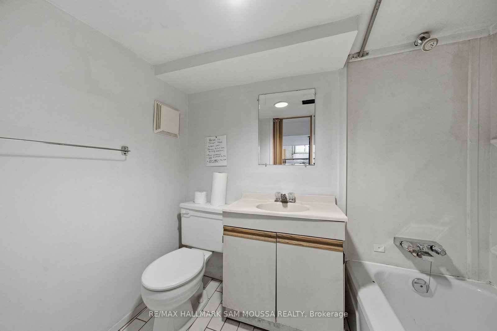 79 Hinton Avenue N - Photo 37