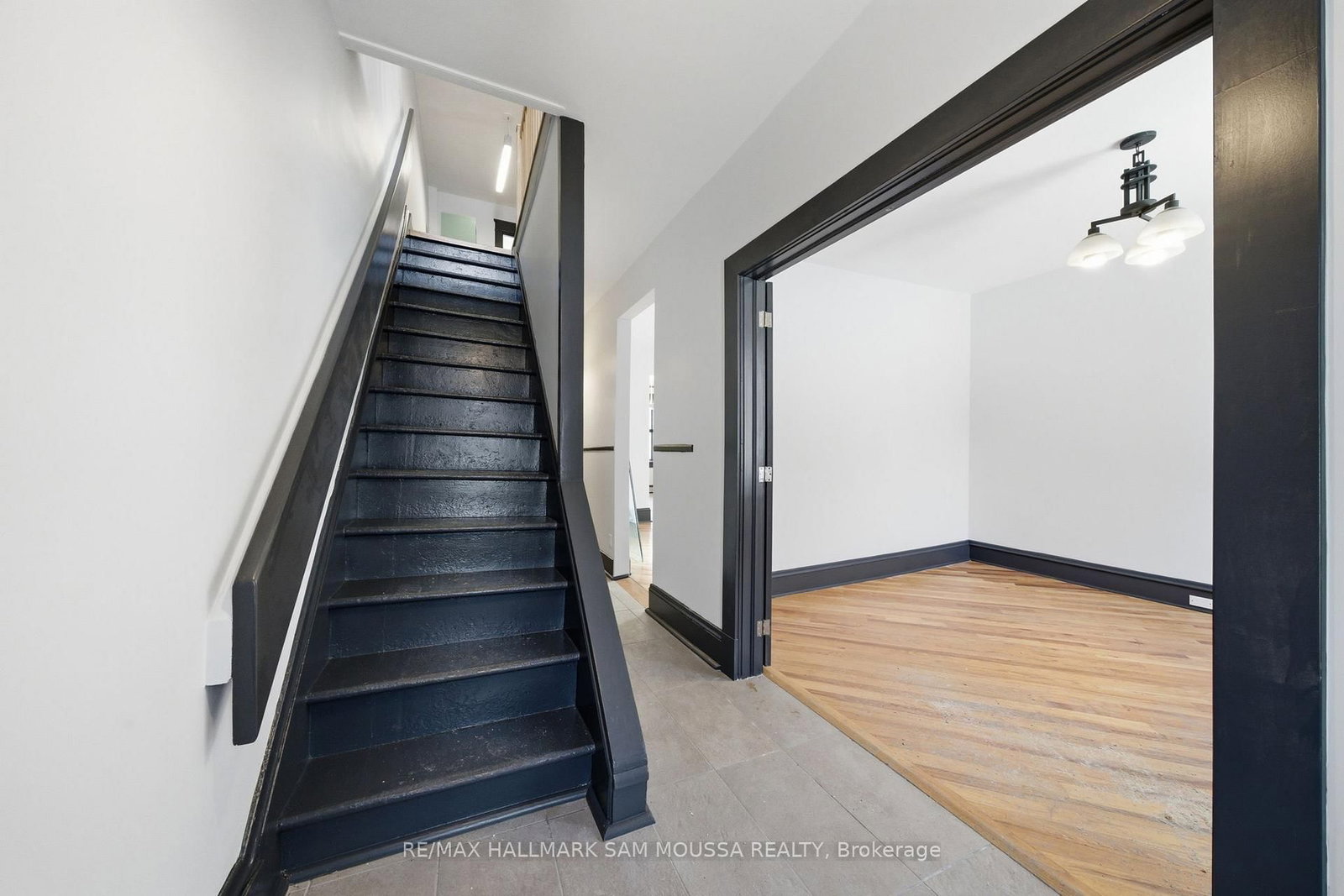 79 Hinton Avenue N - Photo 5