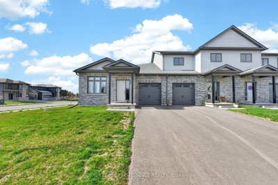 Townhouse leased at 7 Griffin Street, Prince Edward County, Ontario, K0K 2T0 - Hallowell Ward - MLS: X13085942