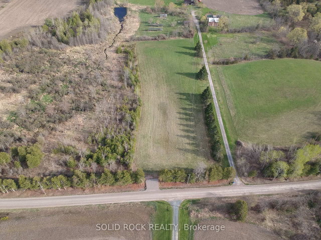 3711 10th Line East