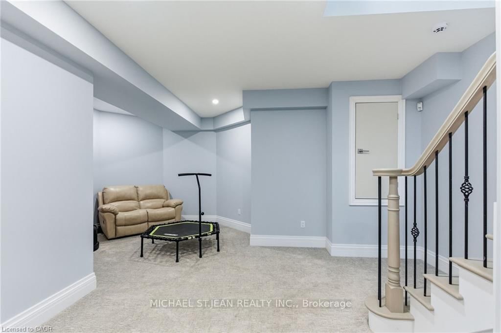 Listing Image 35
