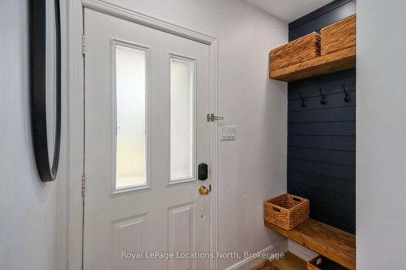 69 - 100 Alice Street W