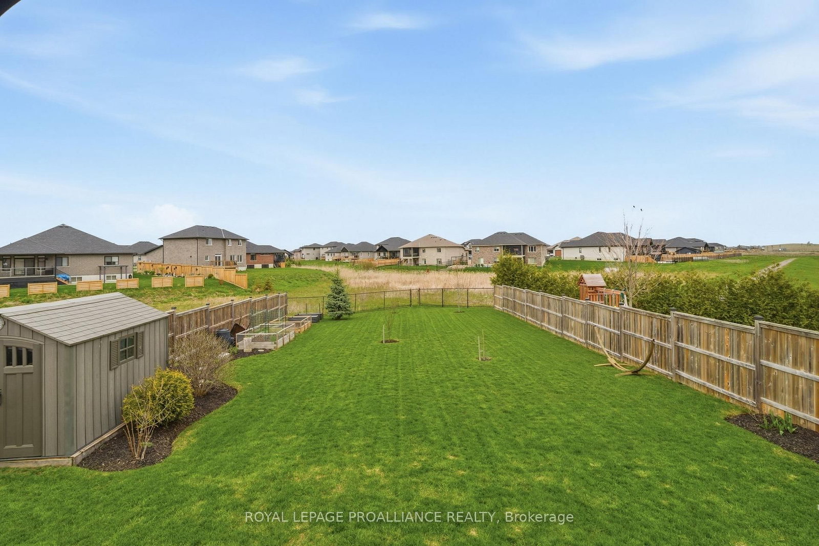 Listing Image 44