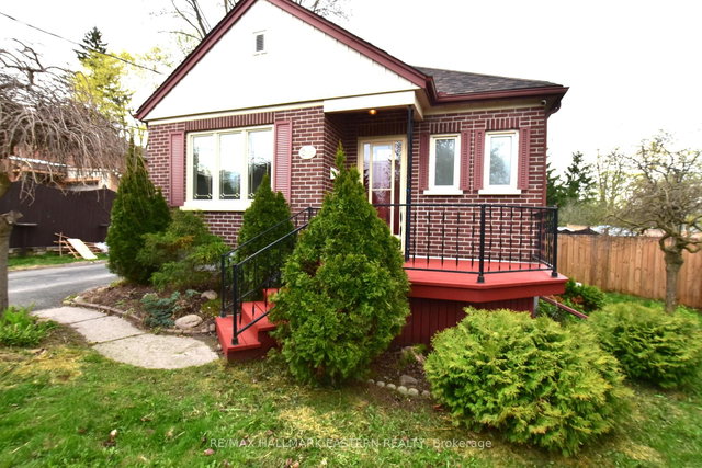 269 Aberdeen Avenue