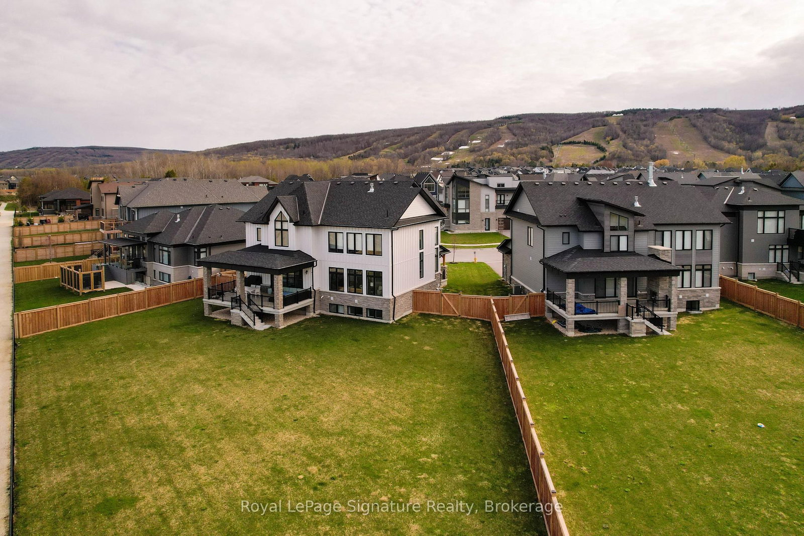 Listing Image 41