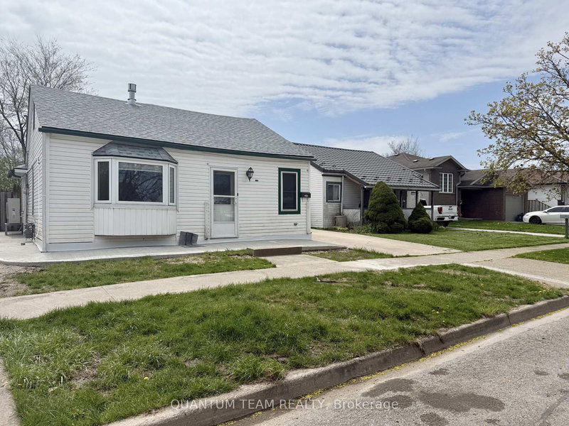 home for lease on 317 Simpson Avenue