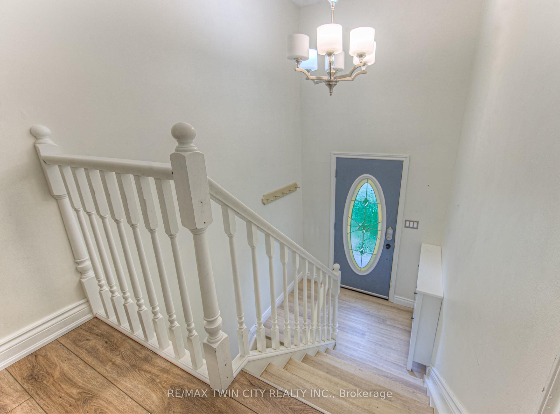 18 GILSTON Parkway