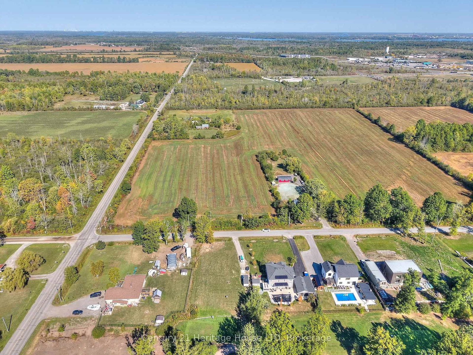 Listing Image 12